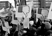 В facebook продолжаются удаления страниц русских националистов